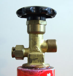 tank-valve-web