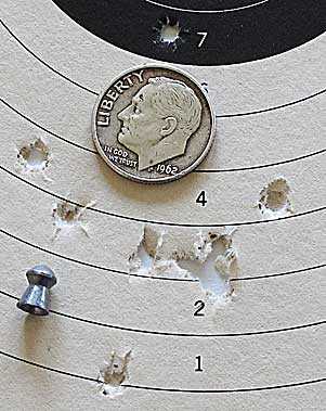Cometa Indian spring-piston air pistol Baracuda Match target