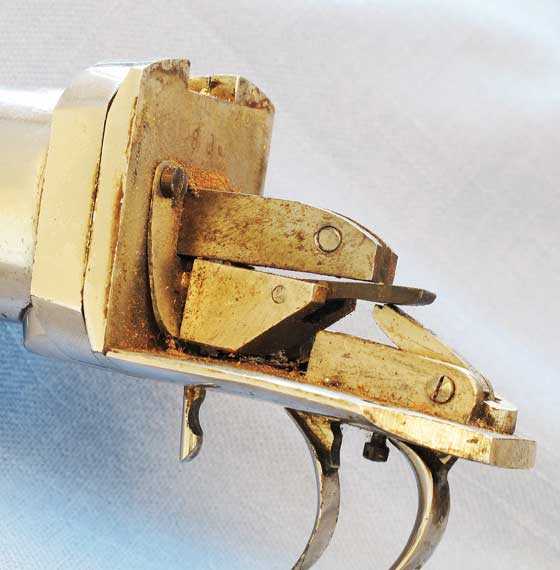 Bugelspanner trigger assembly