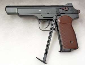 The Gletcher APS uses a 22-round stick magazine loaded into the front portion of the magazine well. It has a full sized floor plate to keep the exterior lines accurate in appearance.