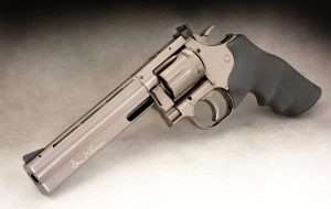 The CO2 powered Dan Wesson Model 715 from ASG (which has the brand name licensing rights) is offered in several versions, but two in the original Model 715 configuration with the correct crane-mounted cylinder latch and a 6-inch barrel. 