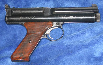 crosman-600-right-web