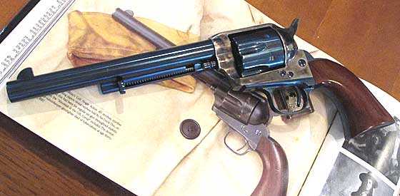 06-30-10-05-Single-Action-Army-Uberti-revolver
