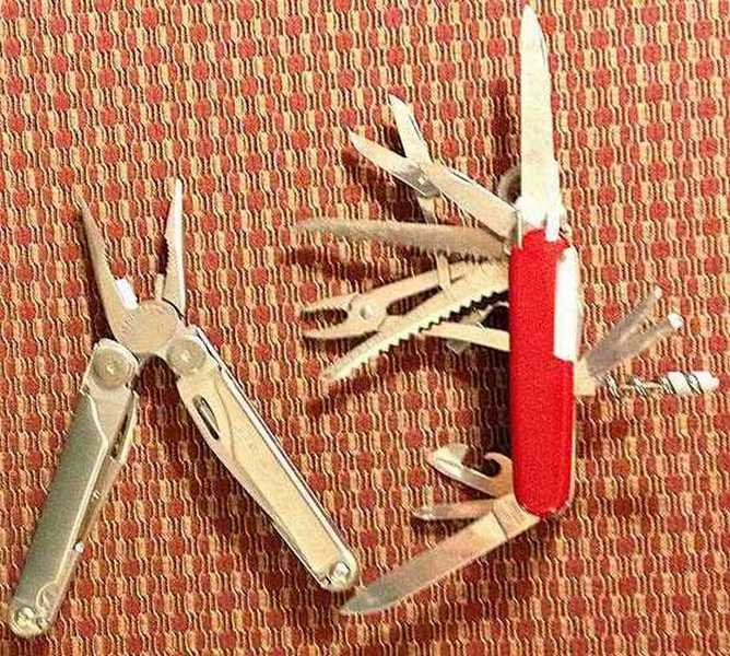 Swiss Champ Leatherman Wave