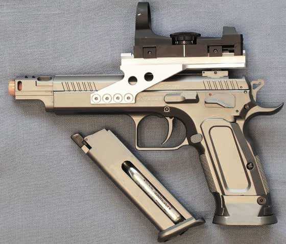 Tanfoglio Gold Custom Eric Grauffel airsoft pistol