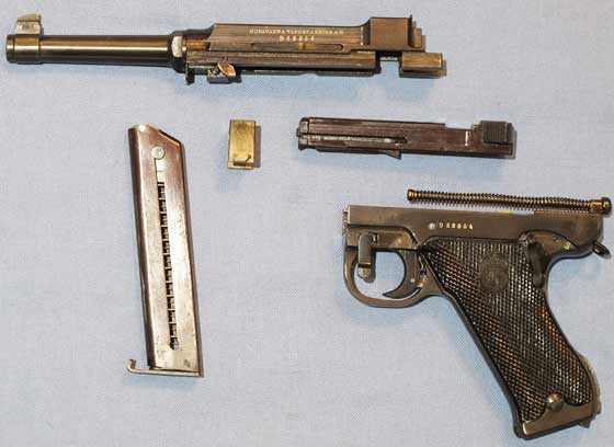 M40 pistol apart