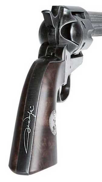 Duke Colt pellet revolver signature