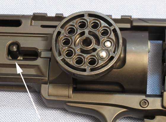 Brodax revolver clip out