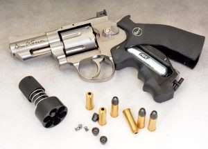 dan wesson snub nose revolver