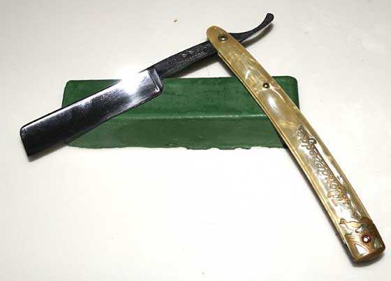 chromium oxide