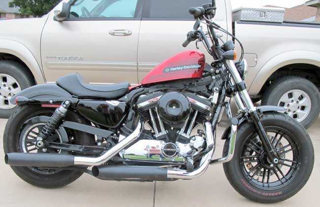 Sportster right