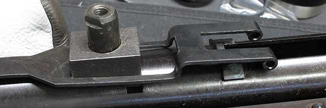 312 base block bolt