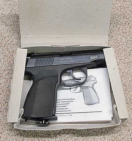 Makarov box open