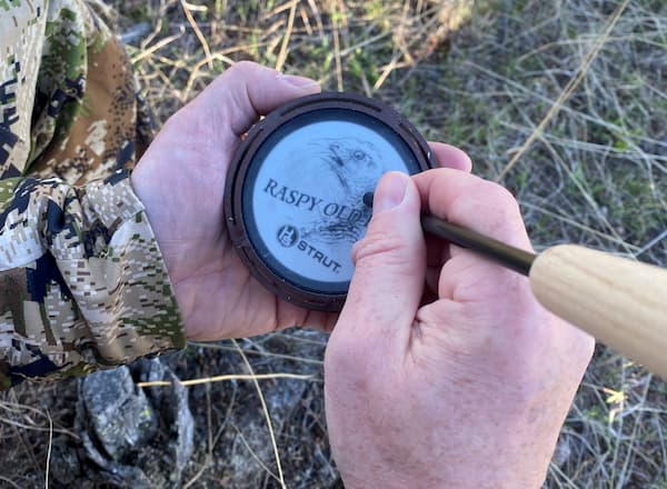 Your choice of turkey calls depends on how realistic they sound. When calling turkeys, pitch, cadence, volume, and what sounds to make when – will depend if and how a gobbler responds.