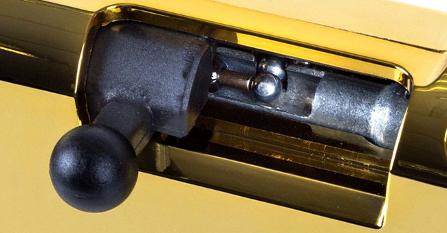 Barra rifle bolt