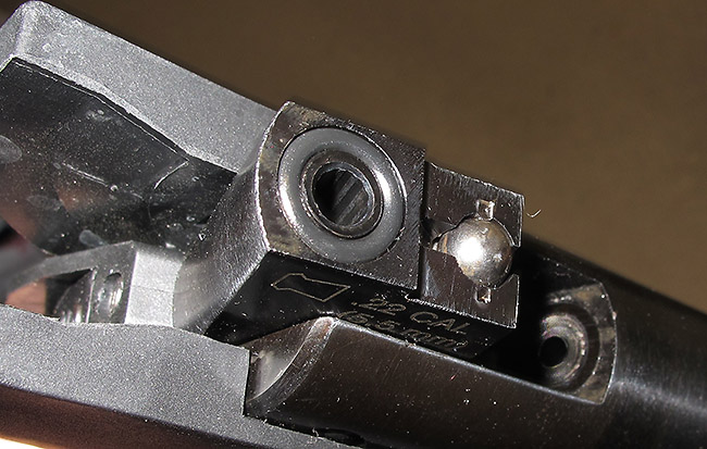 BM8 breech