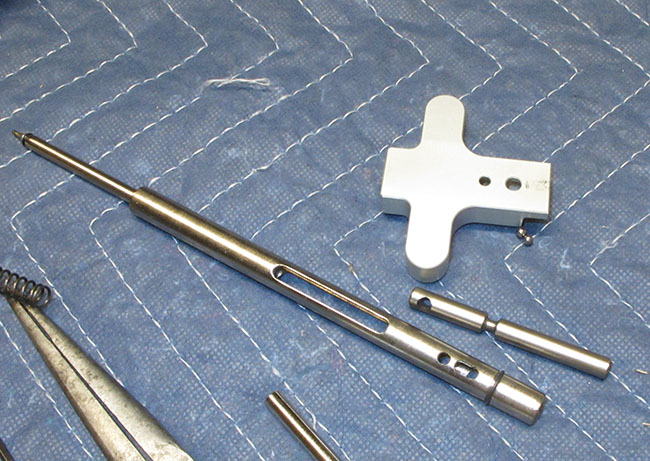 Challenger cocking handle