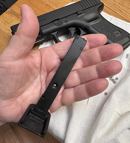 Glock 19 magazine