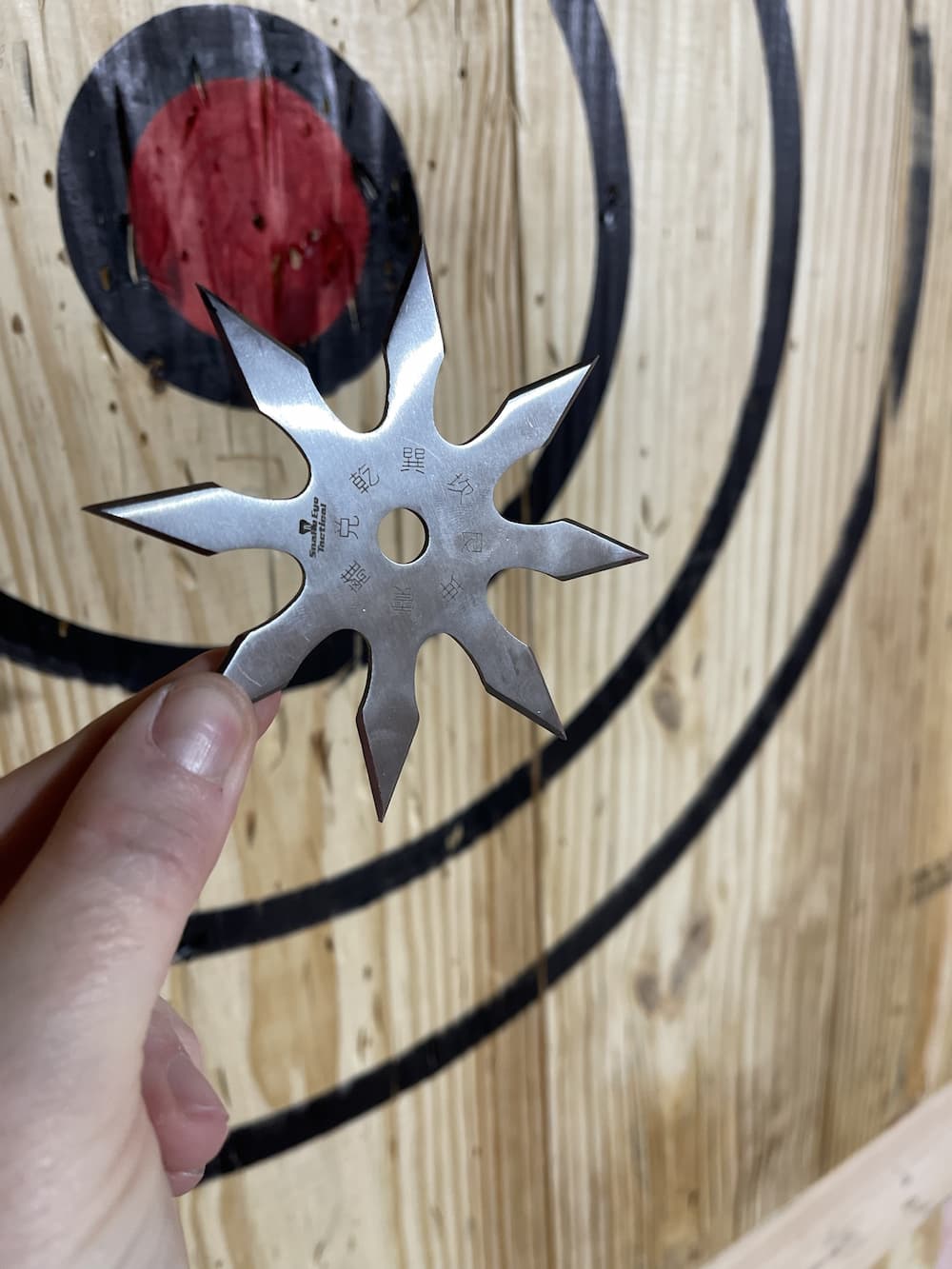 throwing star