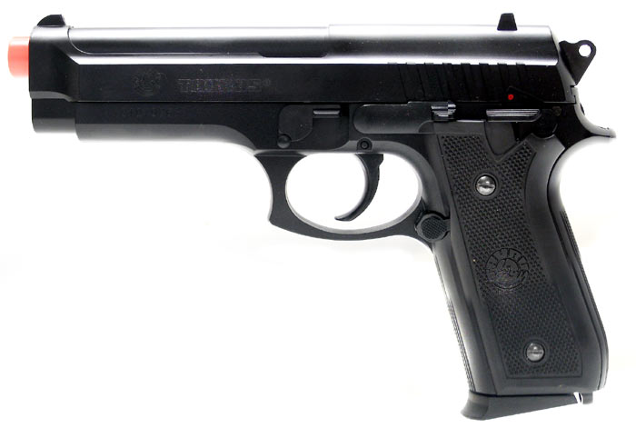 Taurus PT 92, Image 2