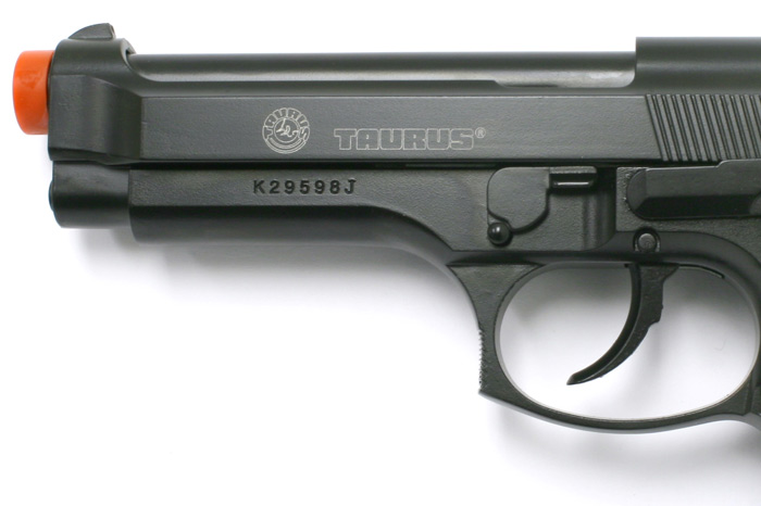 Taurus PT 92, Image 3